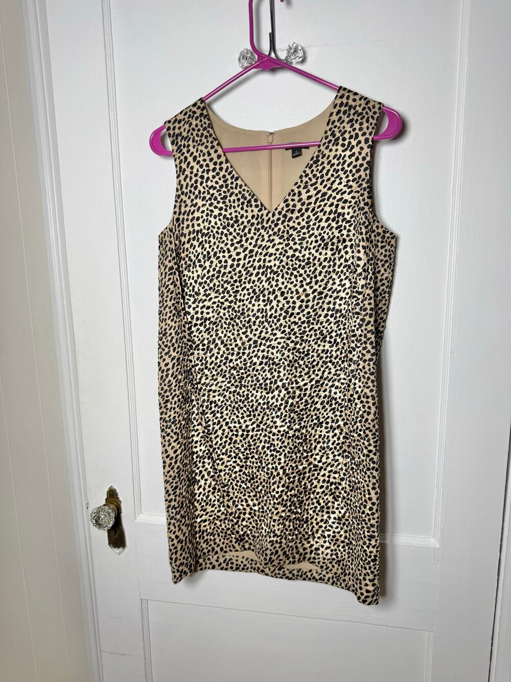 Ann Taylor Cheetah Print Sleeveless Sheath Mini Dress V-neck Chic Women's Small